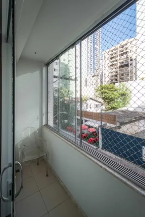 Imagem Apartamento com 3 dormitórios sendo 1 suíte e 2 vagas na região Central de Balneário Camboriú SC