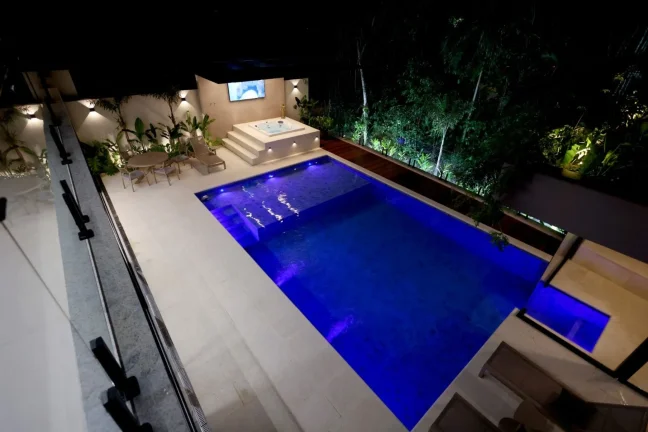 Imagem Casa à venda em Riviera de São Lourenço Módulo 16: 7 quartos, 7 suítes, 3 salas, 6 vagas de garagem, 738,00m² de área.