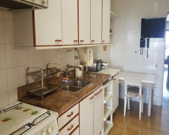 Imagem Apartamento com lazer nas Pitangueiras com vista para o mar