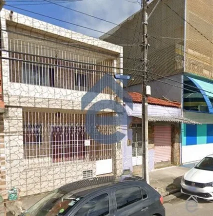 Imagem Casa para Aluguel no Vergel do Lago, sobrado com 3/4, todos 3 suítes, ótimo loca
