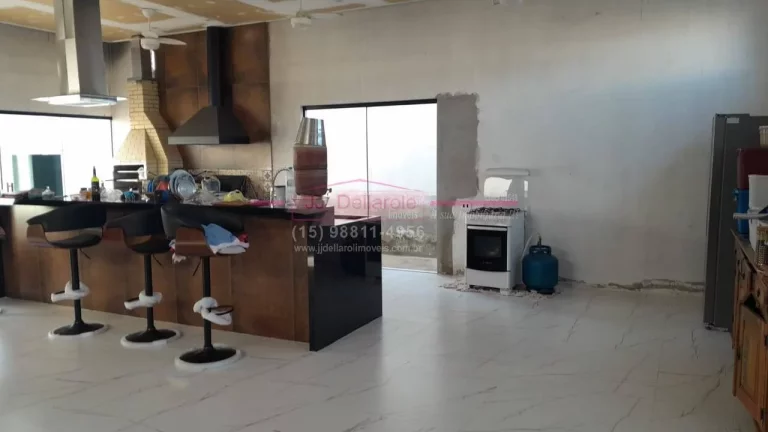 Imagem Casa a venda dentro de condomínio