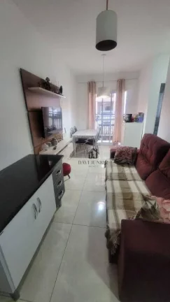 Apartamento com 3 dormitórios à venda, 57 m² por R$ 290.000,00 - Jardim Maria Eugênia - Sorocaba/SP