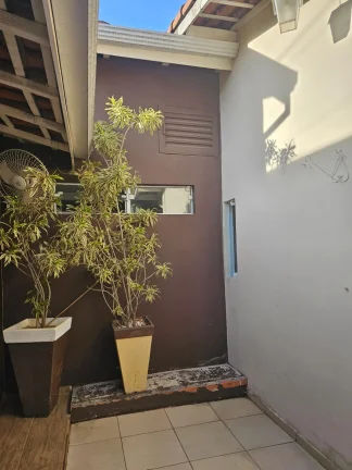 Imagem Casa com 3 Quartos e 1 banheiro à Venda, 58 m² por R$ 630.000