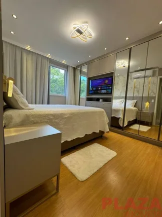 Imagem Apartamento Finamente Mobiliado – 3 Dormitórios | 2 Vagas | Vista para o Cristo Luz | Bairro Nações – Balneário Camboriú
