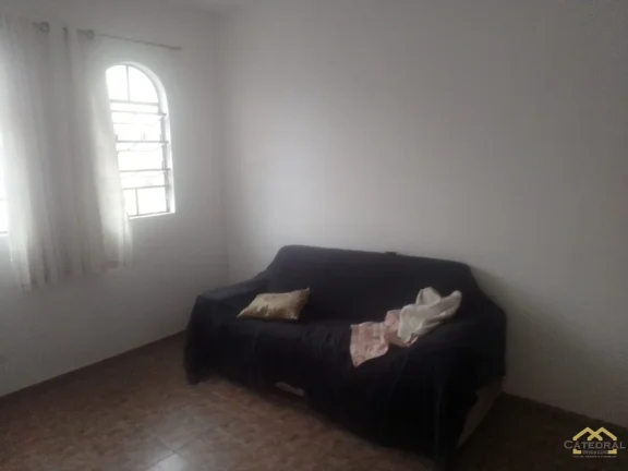 Imagem Casa térrea em localização privilegiada na Vila Arens