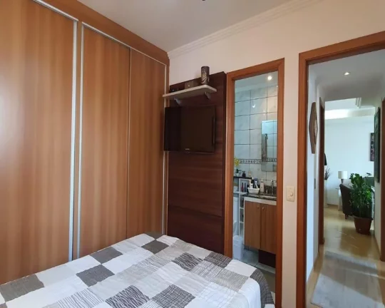 Imagem Vendo apartamento - 3 dormitórios - 1 suíte - 2 banheiros