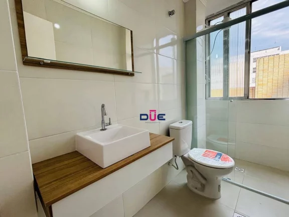 Imagem Apartamento Reformado em Andar Alto – 1 Dormitório com Cozinha Americana