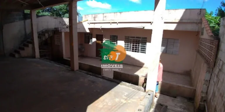 Imagem Casa para Venda em São Roque, Jardim Caparelli (mailasqui), 2 dormitórios, 1 suíte, 2 banheiros, 3 vagas