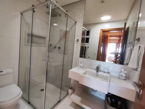 Imagem Espetacular Apartamento com três dormitório no Canto do Forte