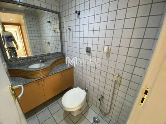 Imagem Oportunidade em PARNAMIRIM: 295m², 04qts, 02suites, 03vagas.…