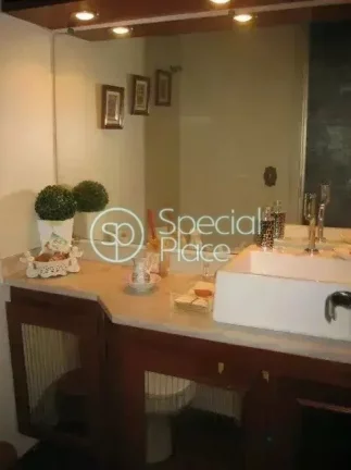 Imagem Oportunidade para reforma com excelente planta em Moema Índios. Apartamento com planta ampla, 3 dor...