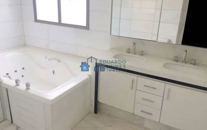 Imagem Apartamento com 227 m² • 4 suítes • 5 vagas de garagem • Lazer BELVEDERE!!!