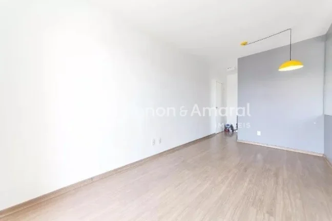 Imagem Apartamento à venda no Condomínio Lumini 1, no bairro Santa Genebra em Campinas. Planta bem distri...