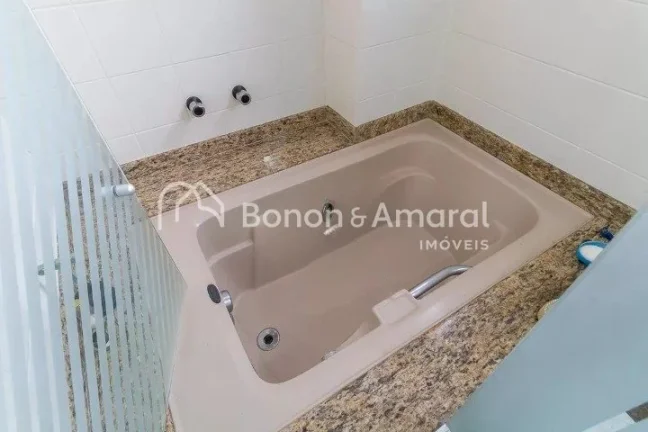 Imagem Apartamento com 3 Quartos à venda na Vila Itapura em Campinas - SP.

Lindo e amplo imóvel à venda...