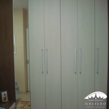 Imagem VENDA | APARTAMENTO NO RESIDENCIAL NOVE DE JULHO - Com 2 dormitórios, com varanda, armários planejados no quarto, banheiro, cozinha e 01 vaga coberta.