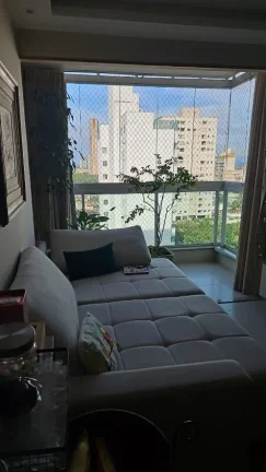 Imagem Apartamento 2 quartos sendo 1 suíte recém reformado, andar alto, planta lateral virada ao shopping Boulevard, vista lateral p mar.
