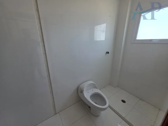 Imagem Apartamento em Praia Grande com Piscina na Varanda