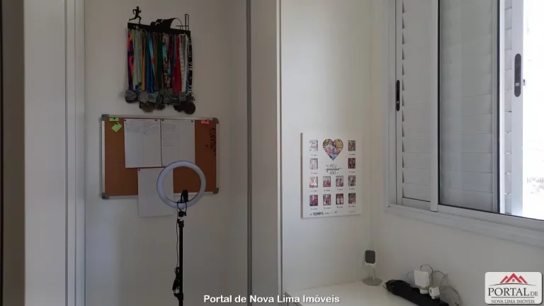 Imagem Casa a venda em Nova Lima, prontinha para você! Uma Casa dos Sonhos Espera por Você no Condomínio Village Royale!