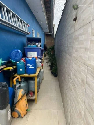 Imagem Casa com 5 dormitórios à venda, 200 m² por R$ 960.000,00 - Tupi - Praia Grande/SP