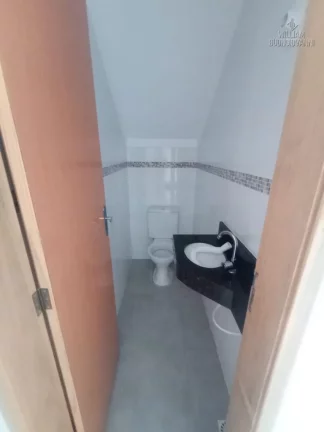 Imagem Condomínio em Praia Grande, 2 quartos, opções com sacada, sobrado e quintal!
