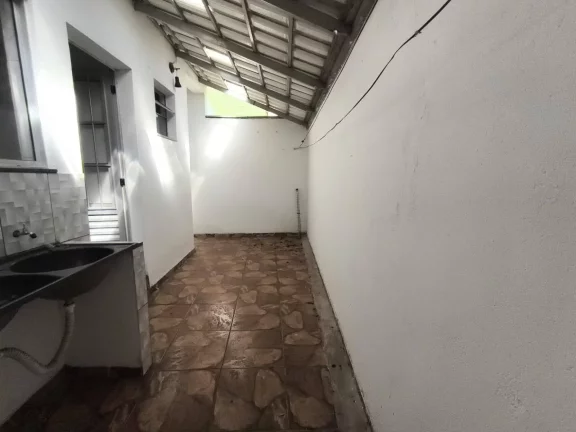 Imagem Casa com 2 Quartos para Alugar, 45 m² em Residencial Lajinha (parque Durval De Barros) - Ibirité