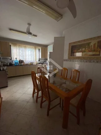 Imagem Casa para Venda no bairro Itaipu, localizado na cidade de Niterói / RJ.
