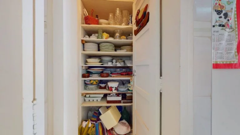 Imagem Apartamento à venda na Conselheiro Brotero com 4 quartos sendo 1 suite e 1 vaga, 197m²