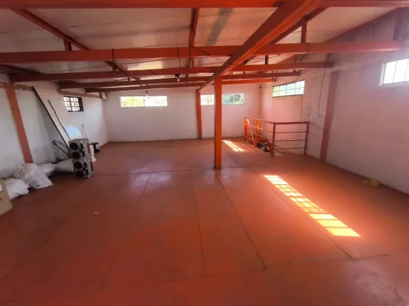 Imagem Glapão Comercial No Recanto Do Bosque De Frente Para Avenida