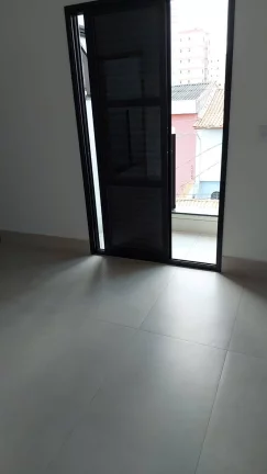 Imagem Sobrado de Alto Padrão 170 m² 3 Dormitórios 5 Vagas de Garagens