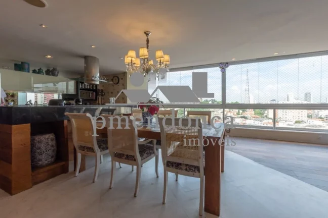 Imagem Apartamento duplex em Perdizes com 3 suítes e 3 vagas, 176m².