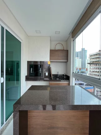 Imagem Apartamento com 3 Suítes e 2 vagas na garagem em Itapema