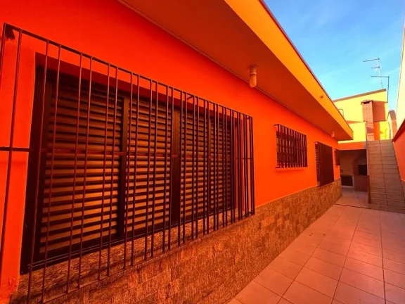 Imagem Casa com 3 dormitórios para alugar, 190 m² por R$ 4.940,27/mês - Jardim Santa Helena - Suzano/SP
