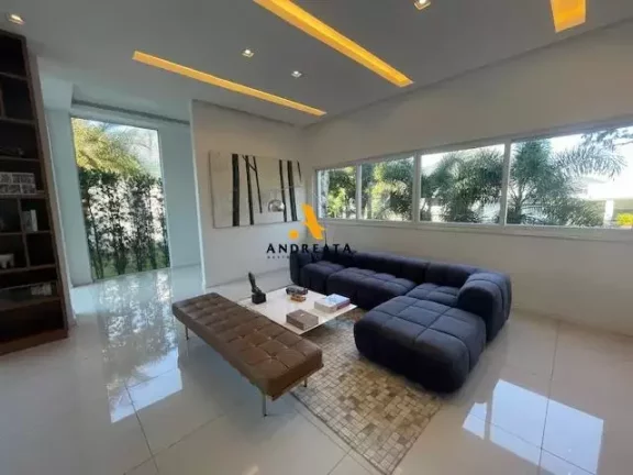 Imagem Rua Senador Júlio Leite - Reserva Itanhangá - Casa moderníssima com amplos cômodos, iluminação natural e linda vista para as montanhas da região.