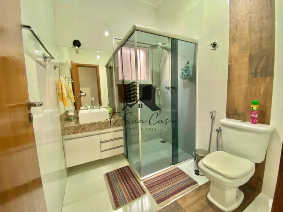 Imagem Casa a Venda 4 Quartos, Bairro João Pinheiro Belo Horizonte MG