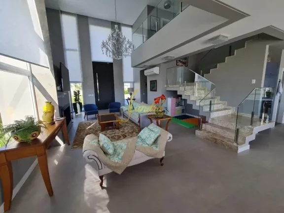 Imagem Sobrado finamente mobiliado e decorado beira de lago