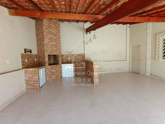 Imagem Casa à Venda - Com 2 quartos sendo 1 suíte - Esplanada - Mantena - MG