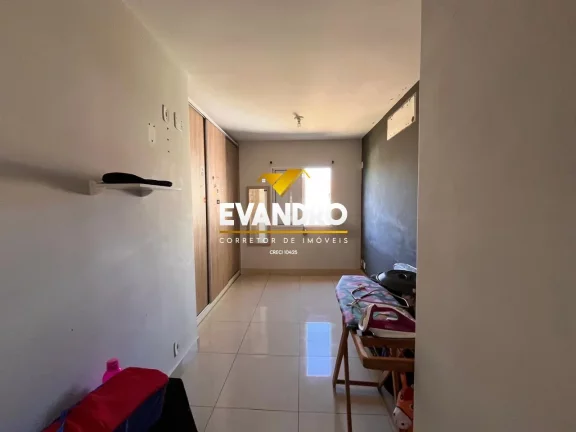 Imagem Casa em Condomínio para Venda em Cuiabá / MT no bairro Jardim Imperial