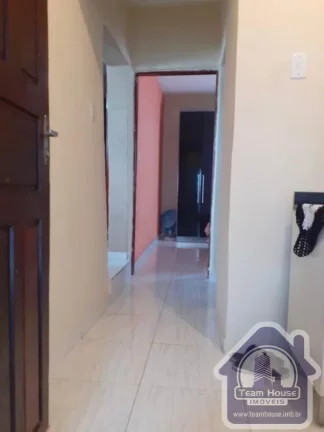 Imagem Casa com salão comercial a venda no Pq. Umuarama em Suzano
