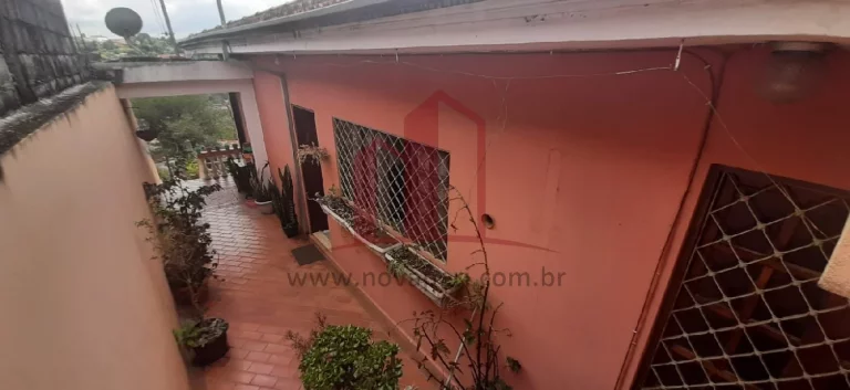 Imagem Imperdível oportunidade: Casa à venda no Centro de Franco da Rocha-SP, com 4 quartos, 1 suíte, 2 salas e mais!