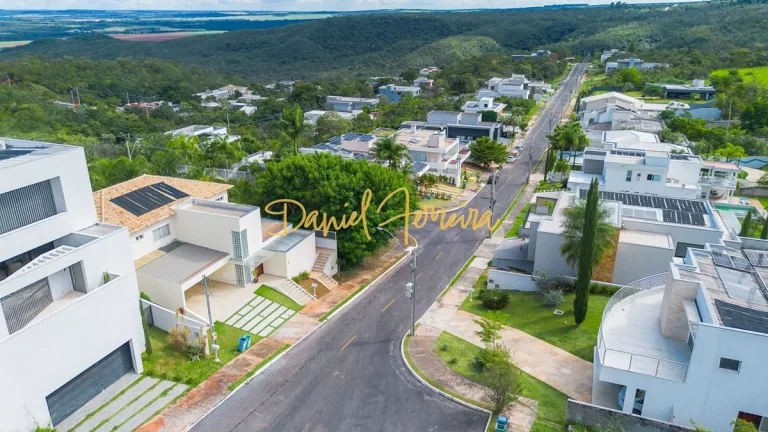 Imagem Lote à venda no Condomínio Santa Monica -