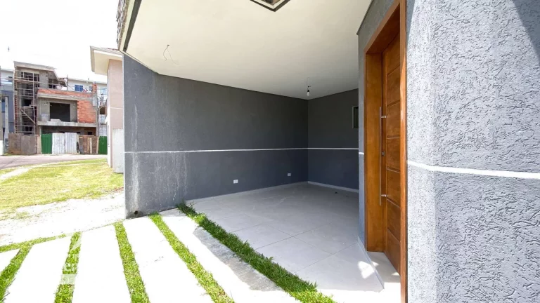 Imagem Sobrado com 3 dormitórios à venda, 132 m² por R$ 530.000,00 - Campo de Santana - Curitiba/PR