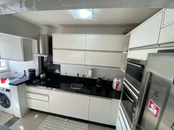 Imagem Cobertura à Venda, 136m², 3 Dormitórios (1 Suíte), 2 Vagas, Floresta, São José/SC