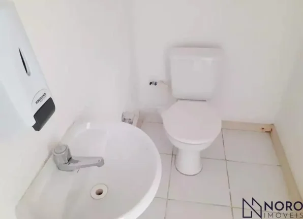 Imagem À Venda: Loja Comercial Exclusiva em Localização Privilegiada!