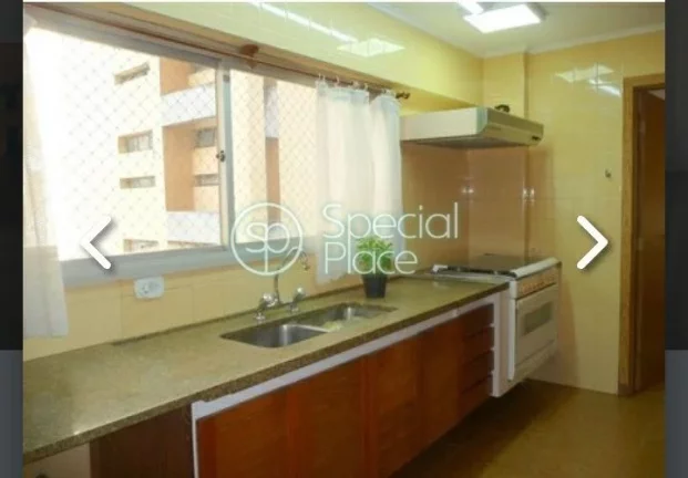 Imagem Apartamento com 241m²,03 dormitórios, 03 suítes, 04 banheiros, 03 vagas de garagem. Prédio com l...