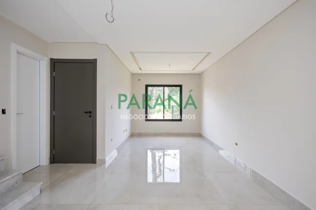 Imagem Sobrado novo de frente para rua a venda,96 m²const