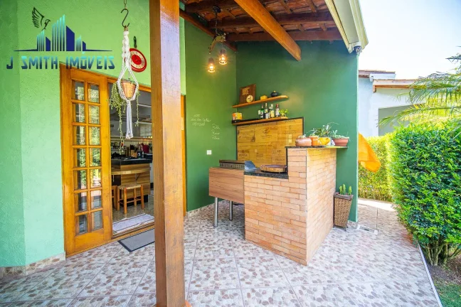 Imagem CASA ESTILO CAMPESTRE, LINDA, 3 SUÍTES. ÓTIMOS ACABAMENTOS.