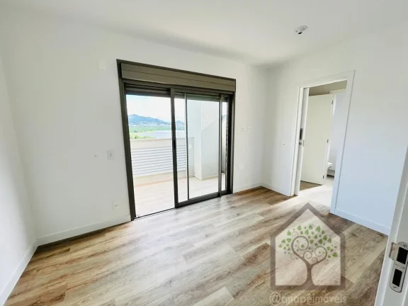 Imagem uplex com vista mar no João Paulo – Florianópolis