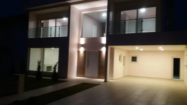 Imagem Casa em Aldeia da Serra - 407m²
