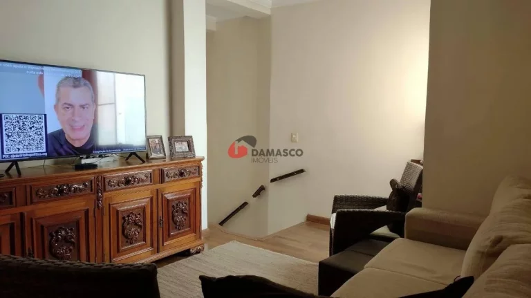 Imagem Sobrado à venda 3 Quartos, 3 Suites, 3 Vagas, 240M², Barcelona, São Caetano do Sul - SP