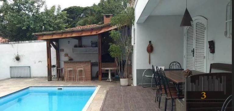 Imagem Casa à venda ou locação no Alto da Lapa São Paulo SP com 3 suítes, 6 banheiros, 6 vagas e 297m² em terreno de 622m²